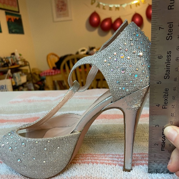 De Blossom Collections Rhinestone Glittery Heels Size 7.5 - Picture 3 of 16